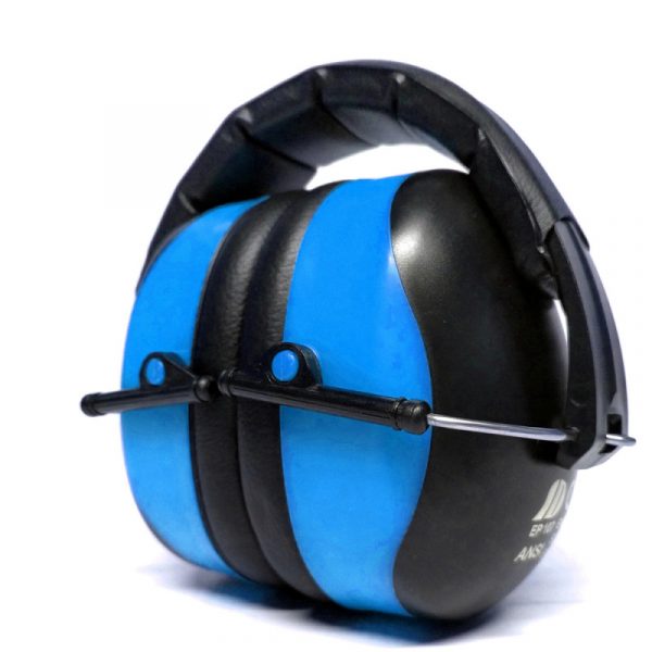 Cascos de protección auditiva en color azul